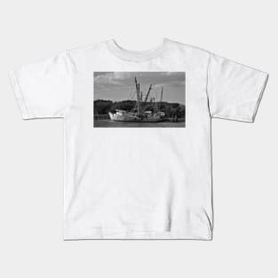 Old Shrimp Boats Kids T-Shirt